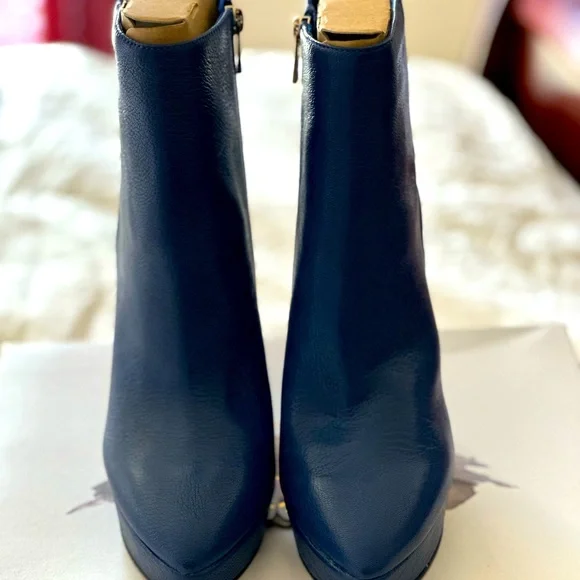 Jessica Simpson booties, deep royal blue. - Picture 4 of 6